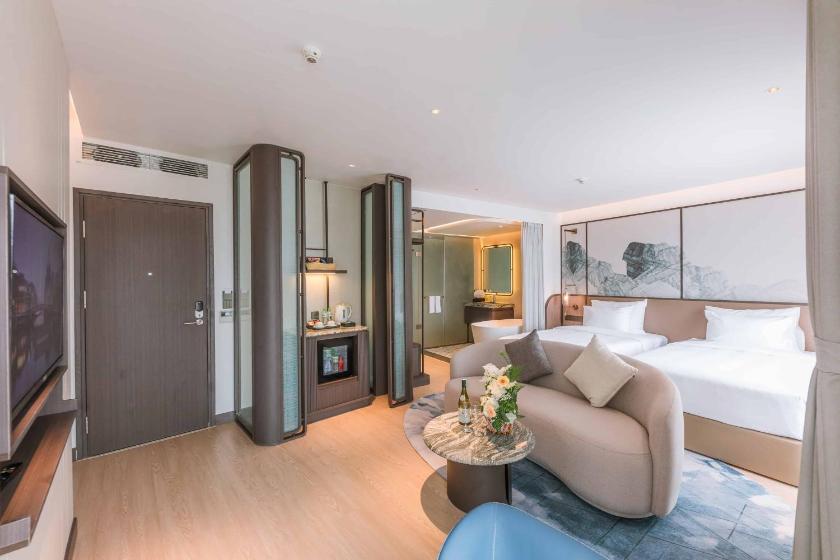 Suite Deluxe Nhìn ra Đại dương 