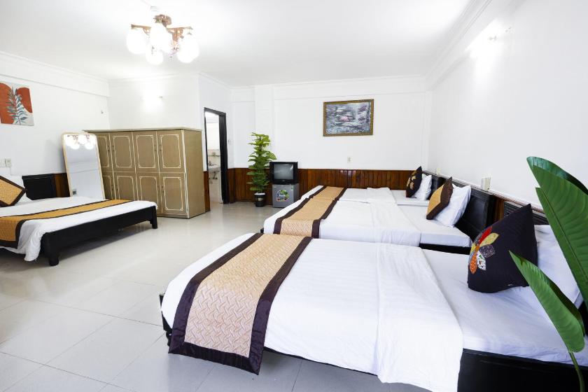 Phòng Ngủ Tập Thể Cho Cả Nam Và Nữ Phòng Ngủ Tập Thể Cho Cả Nam Và Nữ