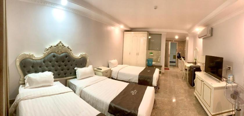Phòng Deluxe cho 3 Người Phòng Deluxe cho 3 Người