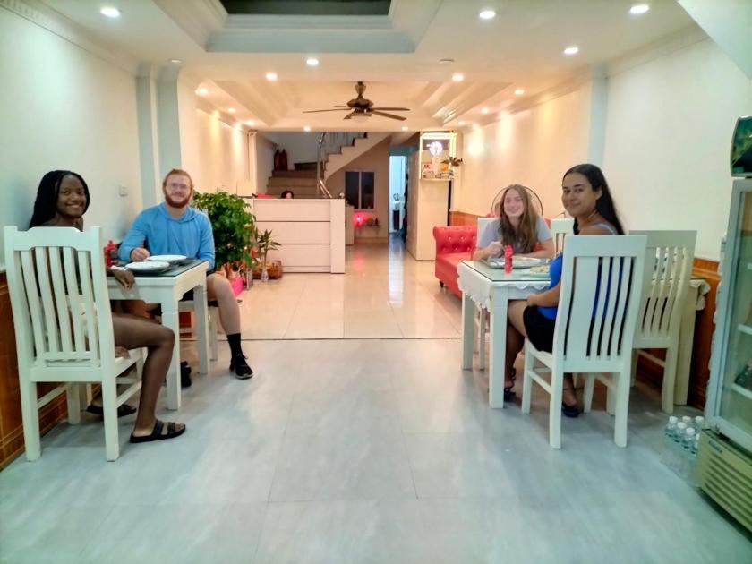 Phòng Gia Đình Có Ban Công