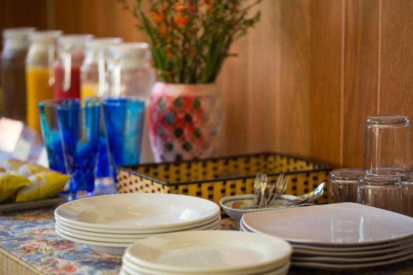 Phòng Deluxe Giường Đôi Có Ban Công Phòng Deluxe Giường Đôi Có Ban Công