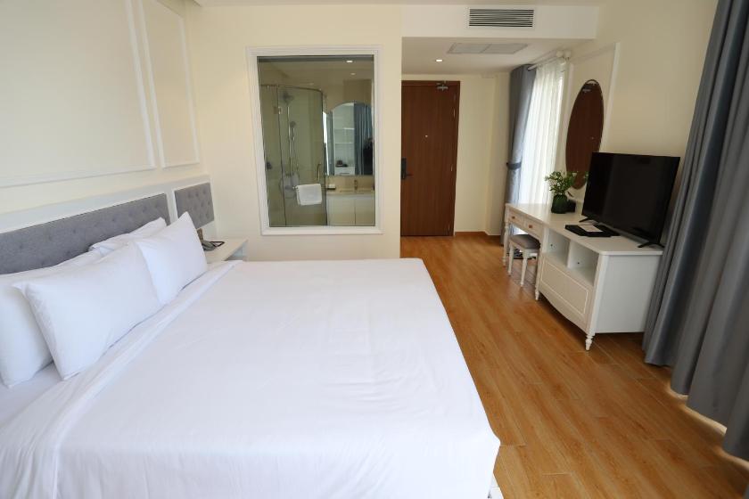 Suite Deluxe Có Giường Cỡ King