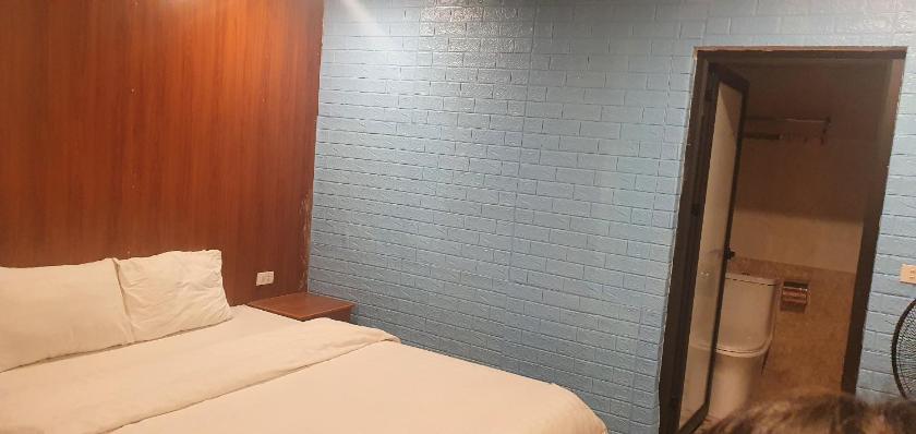 Phòng Giường Đôi Hạng Tiết Kiệm Phòng Giường Đôi Hạng Tiết Kiệm