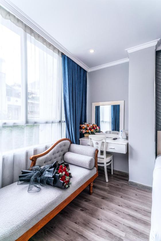 Suite Nhìn Ra Thành Phố