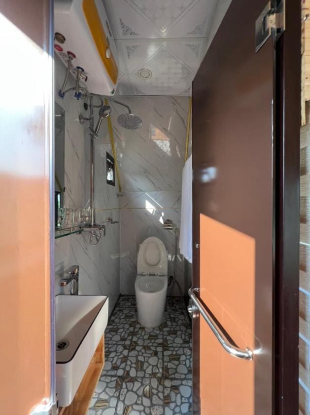 Bungalow - Nhìn Ra Mặt Nước 