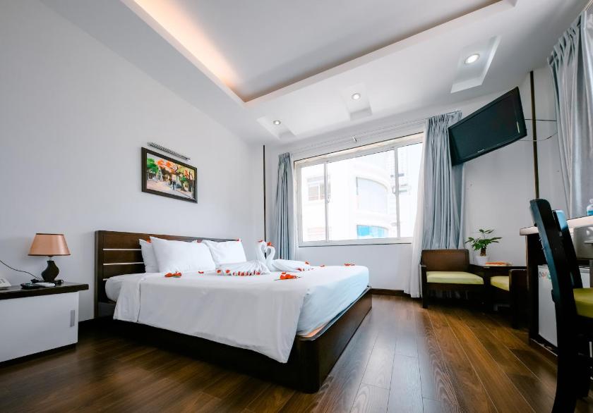 Phòng Deluxe Giường Đôi/2 Giường Đơn Nhìn Ra Thành Phố