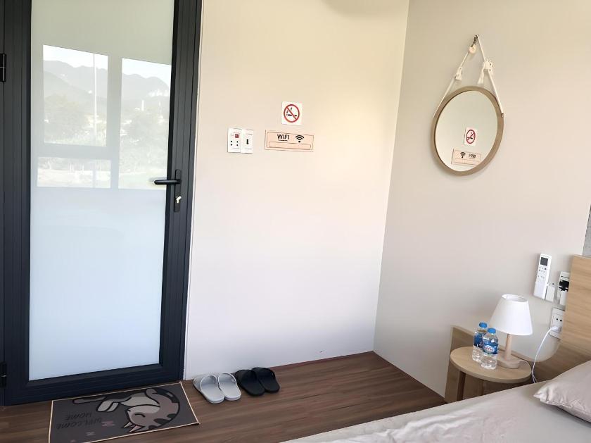 Phòng Giường Đôi Với Phòng Tắm Riêng Bên Ngoài