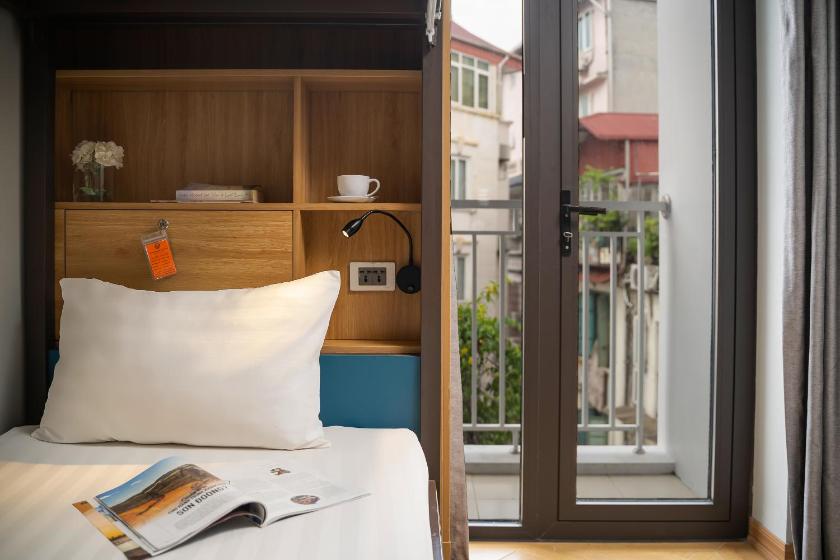 Giường Trong Phòng Ngủ Tập Thể Nữ 6 Giường