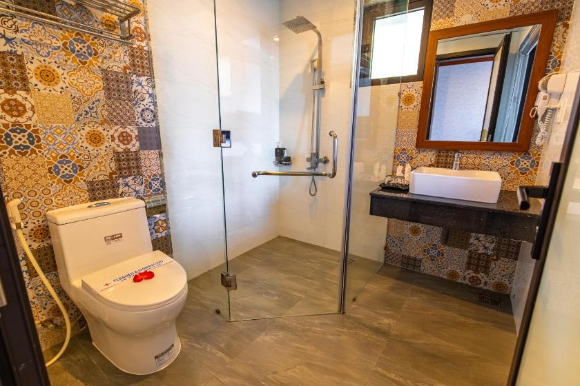 Phòng Deluxe Giường Đôi/2 Giường Đơn Có Ban Công