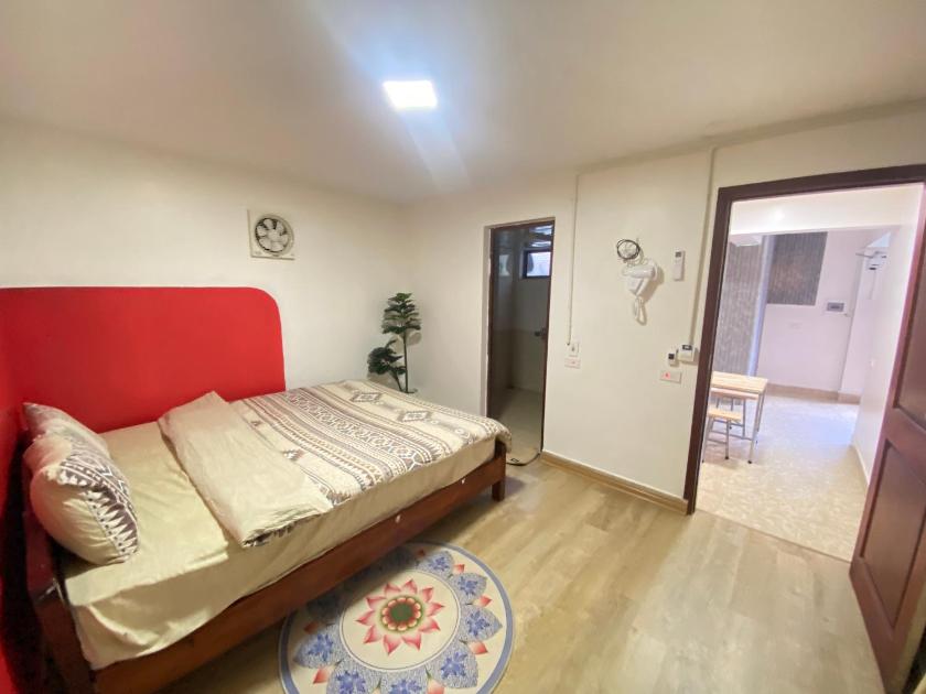 Căn Hộ Nhìn Ra Vườn