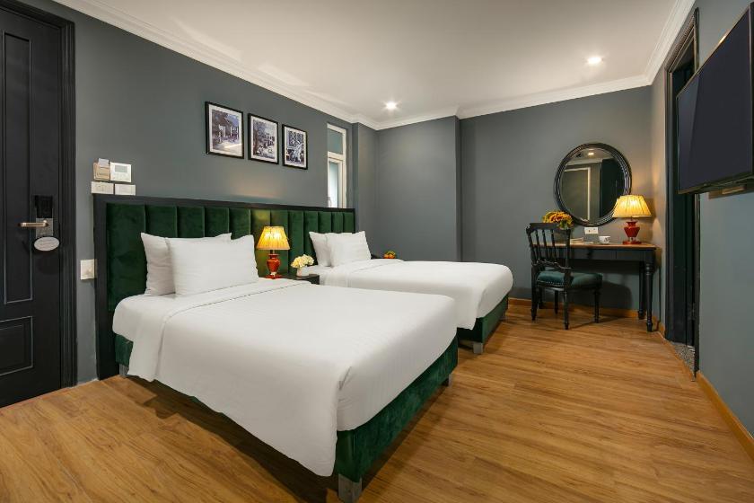 Phòng Deluxe Không Có Cửa Sổ