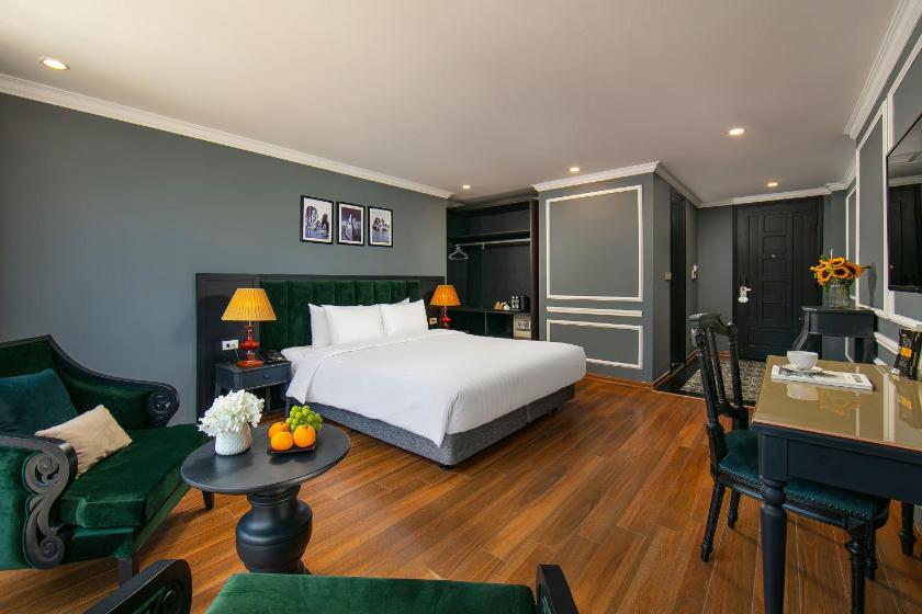 Suite Gia Đình Có Ban Công