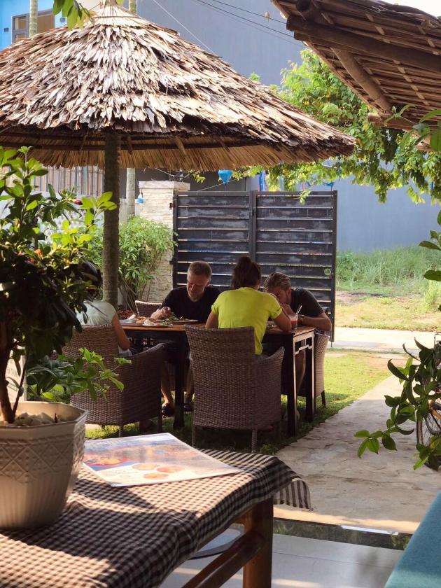 Phòng Deluxe Giường Đôi Có Ban Công Phòng Deluxe Giường Đôi Có Ban Công