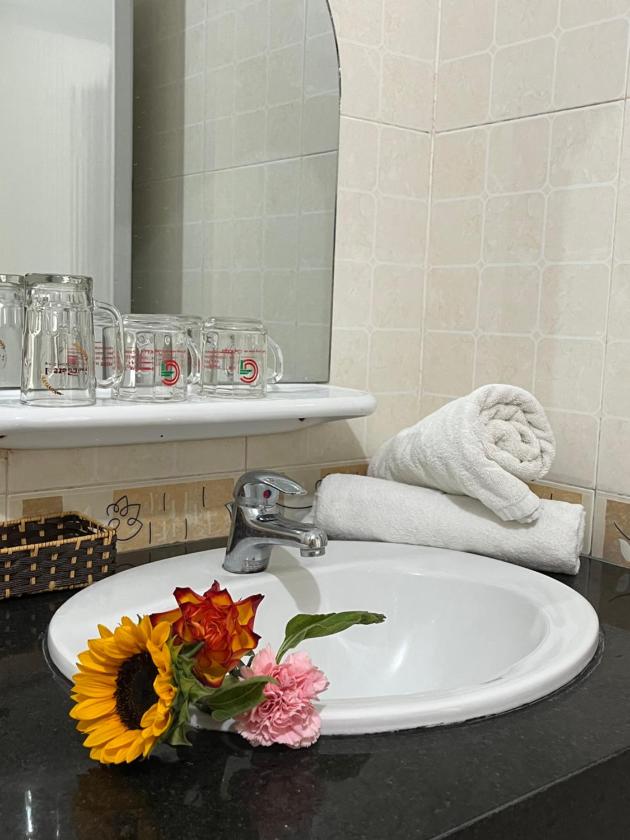 Phòng Deluxe Giường Đôi Có Ban Công