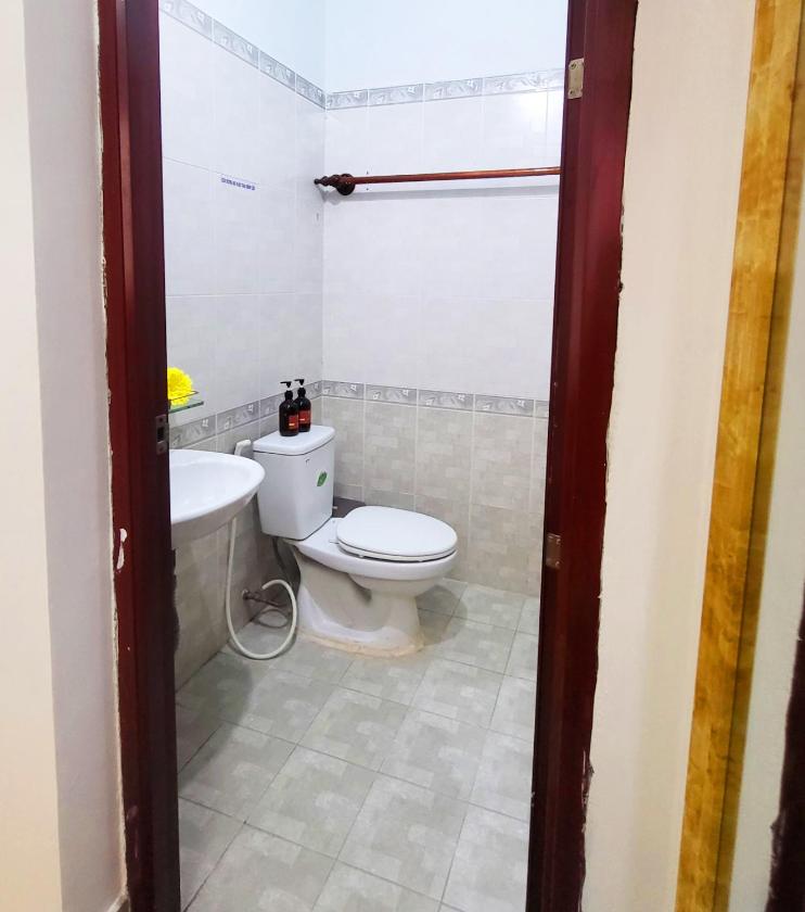 Phòng Giường Đôi Hạng Bình Dân