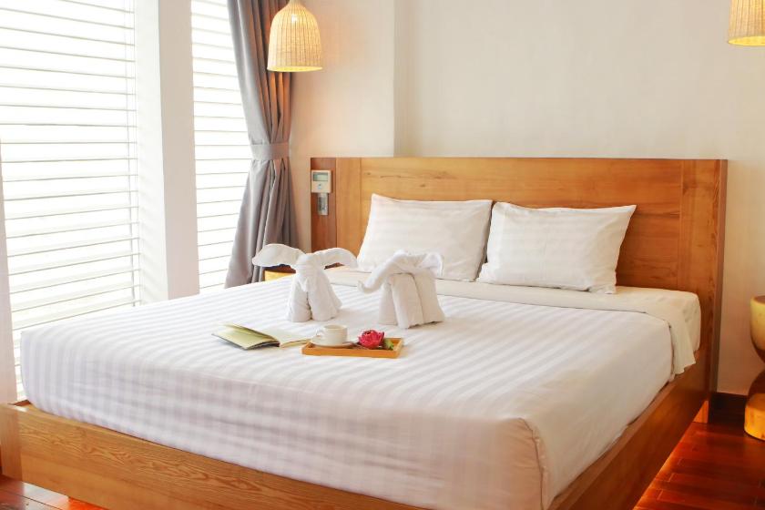 Phòng Deluxe Giường Đôi Có Ban Công Phòng Deluxe Giường Đôi Có Ban Công