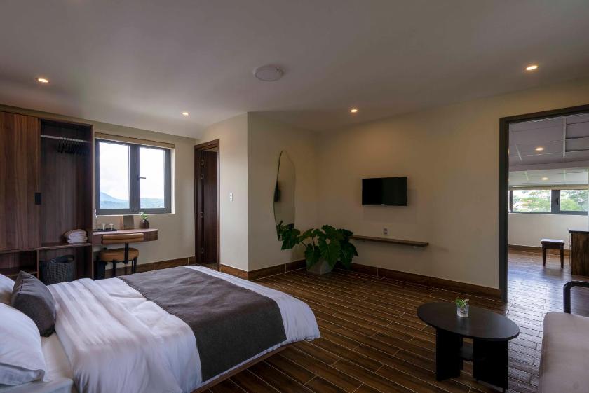 Phòng Gia đình nhìn ra Núi