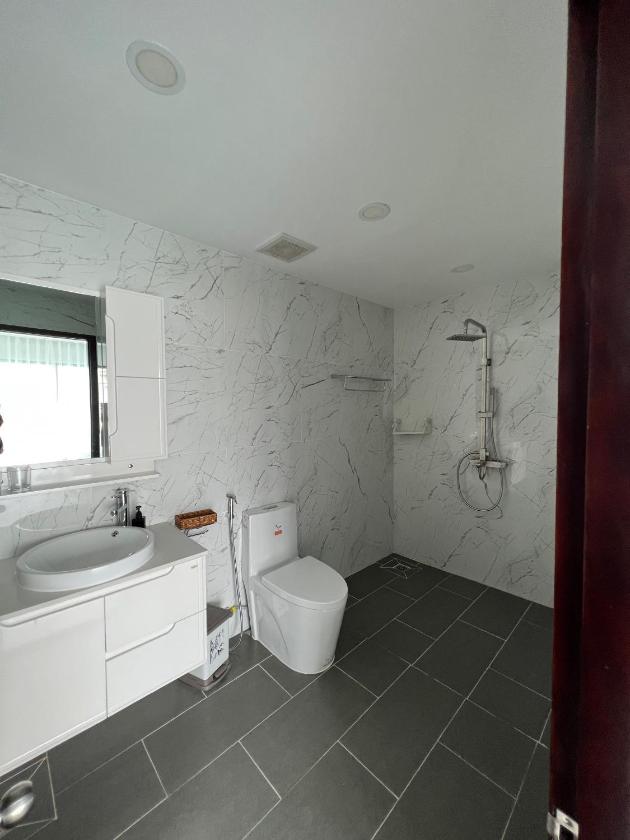 Phòng Có Giường Cỡ King Với Ban Công