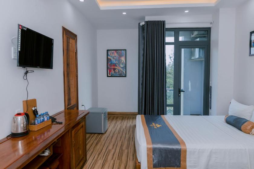 Phòng 4 Người Có Ban Công