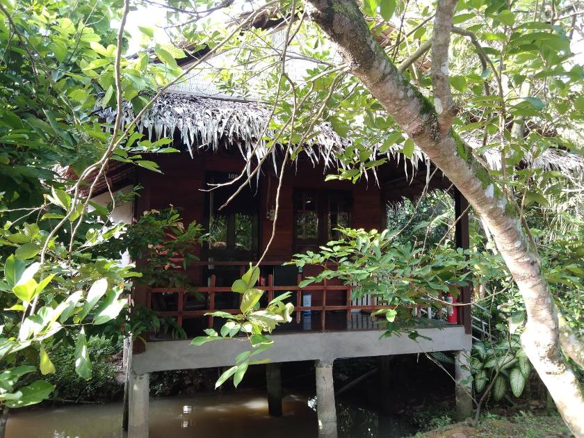 Bungalow với Sân hiên