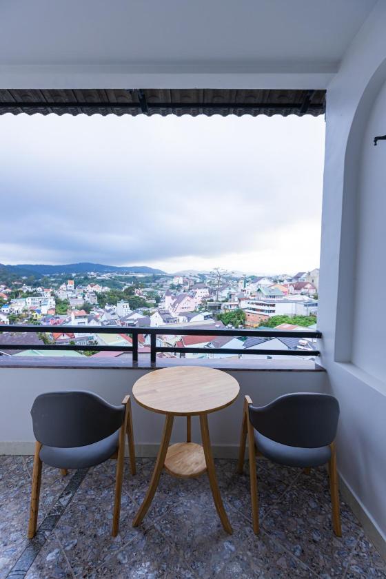 Phòng Deluxe Giường Đôi Có Bồn Tắm Phòng Deluxe Giường Đôi Có Bồn Tắm