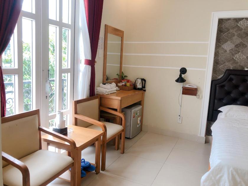 Phòng Deluxe Giường Đôi Có Ban Công Phòng Deluxe Giường Đôi Có Ban Công