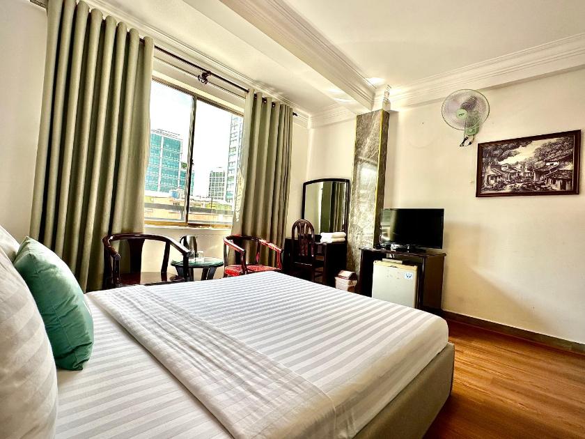 Phòng Deluxe Giường Đôi Có Cửa Sổ Phòng Deluxe Giường Đôi Có Cửa Sổ