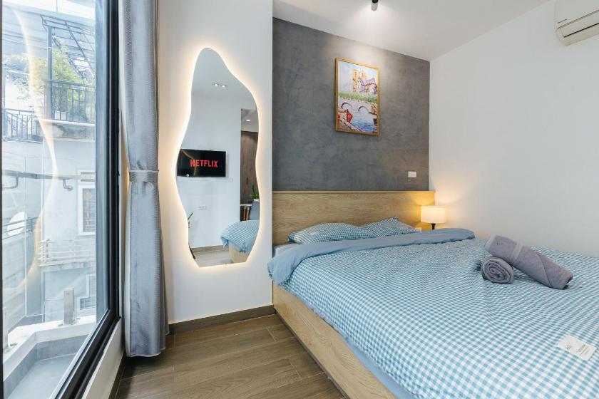 Studio Có Giường Cỡ King