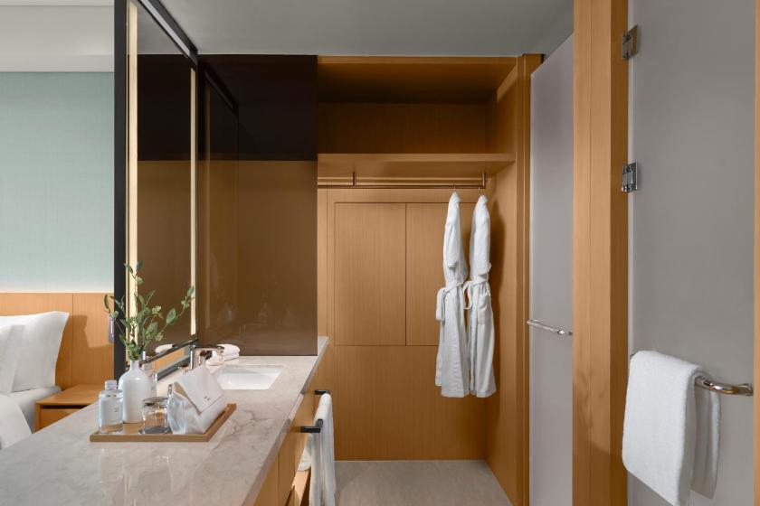 Phòng Superior 2 Giường Đơn Nhìn Ra Một Góc Biển