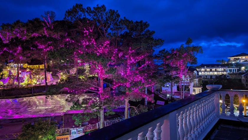 Phòng Giường Đôi Có Ban Công Phòng Giường Đôi Có Ban Công