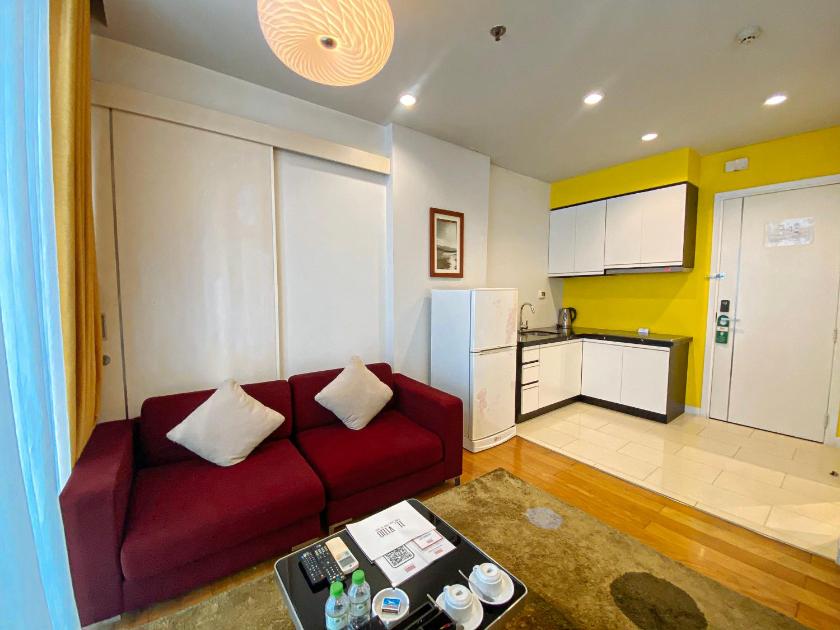 Phòng Deluxe Giường Đôi Có Ban Công