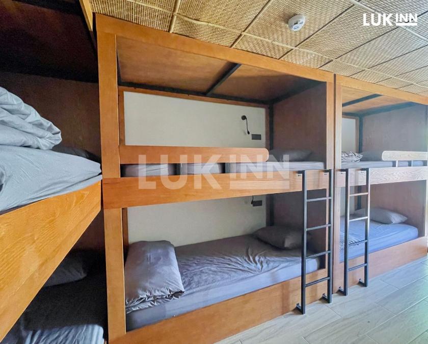 Phòng Ngủ Tập Thể 6 Giường Cho Cả Nam Và Nữ