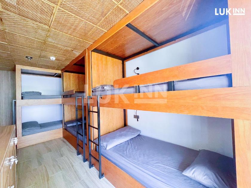 Phòng Ngủ Tập Thể 6 Giường Cho Cả Nam Và Nữ
