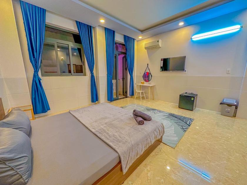 Phòng Có Giường Cỡ King Với Ban Công