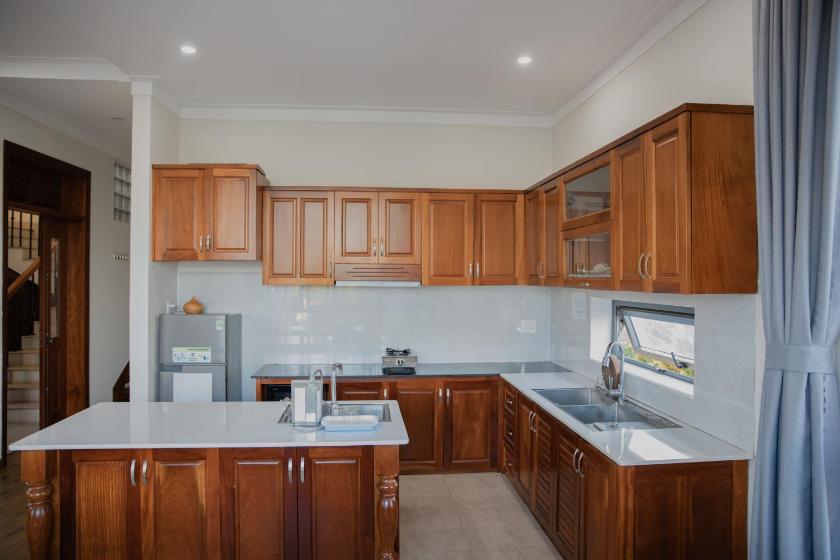 Phòng có giường cỡ King nhìn ra cảnh núi non Phòng có giường cỡ King nhìn ra cảnh núi non