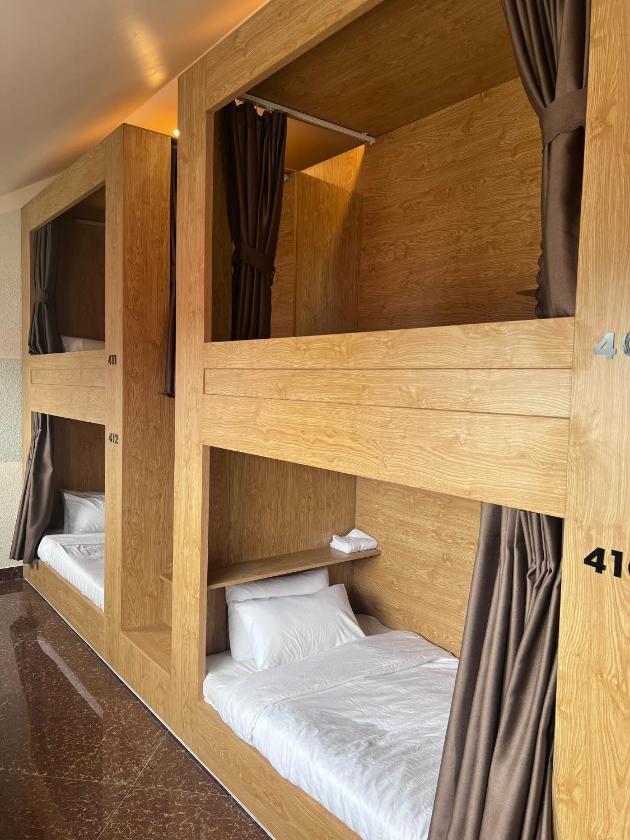 Giường Đơn Trong Phòng Ngủ Tập Thể Nữ Giường Đơn Trong Phòng Ngủ Tập Thể Nữ