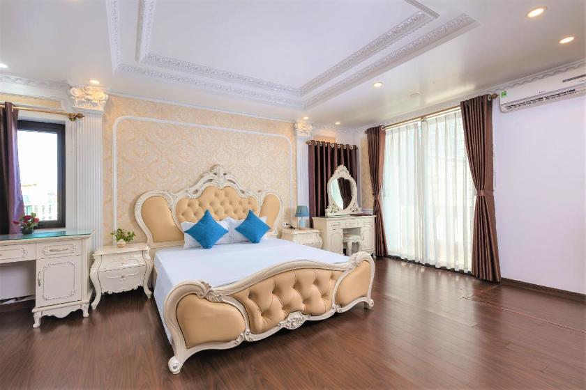 Suite Deluxe Có Giường Cỡ Queen