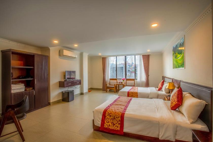 Phòng Superior 2 giường đơn nhìn ra cảnh thành phố