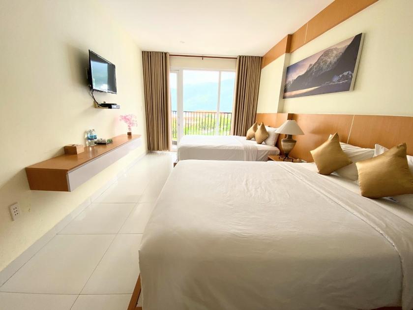 Phòng Gia Đình Có Ban Công