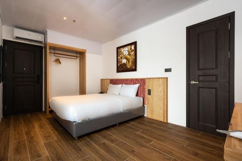 Suite Nhìn Ra Thành Phố