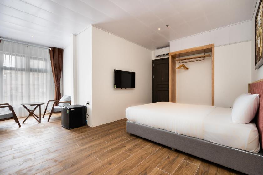 Suite Nhìn Ra Thành Phố