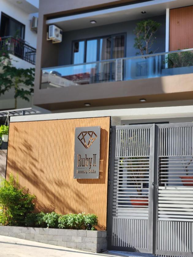 Biệt Thự Có Hồ Bơi Riêng