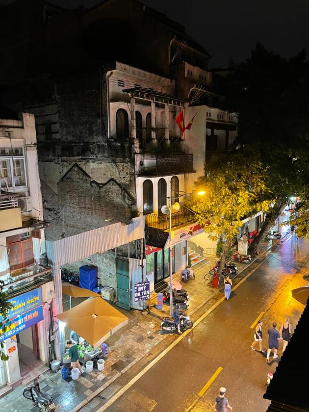 Phòng Giường Đôi Có Ban Công