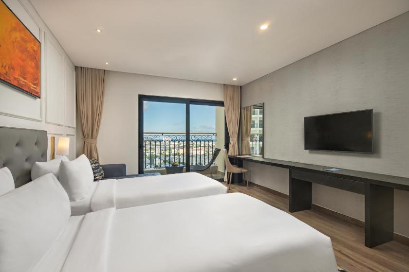 Deluxe Twin Room  24h check in - check out