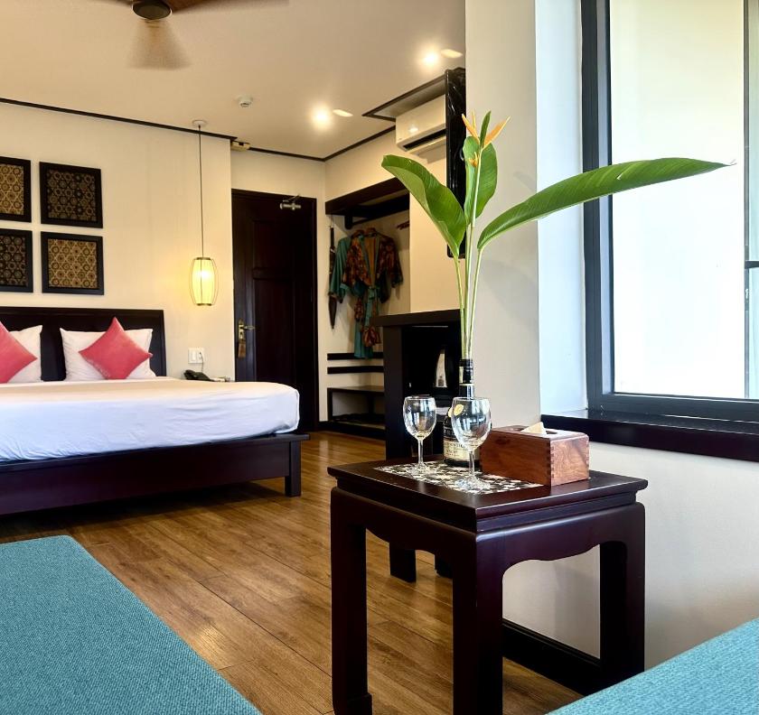 Suite Nhìn Ra Sông Suite Nhìn Ra Sông