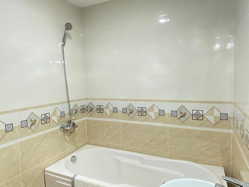 Phòng Có Giường Cỡ King Với Ban Công