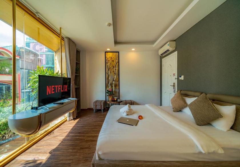 Phòng Deluxe Giường Đôi Có Ban Công Phòng Deluxe Giường Đôi Có Ban Công