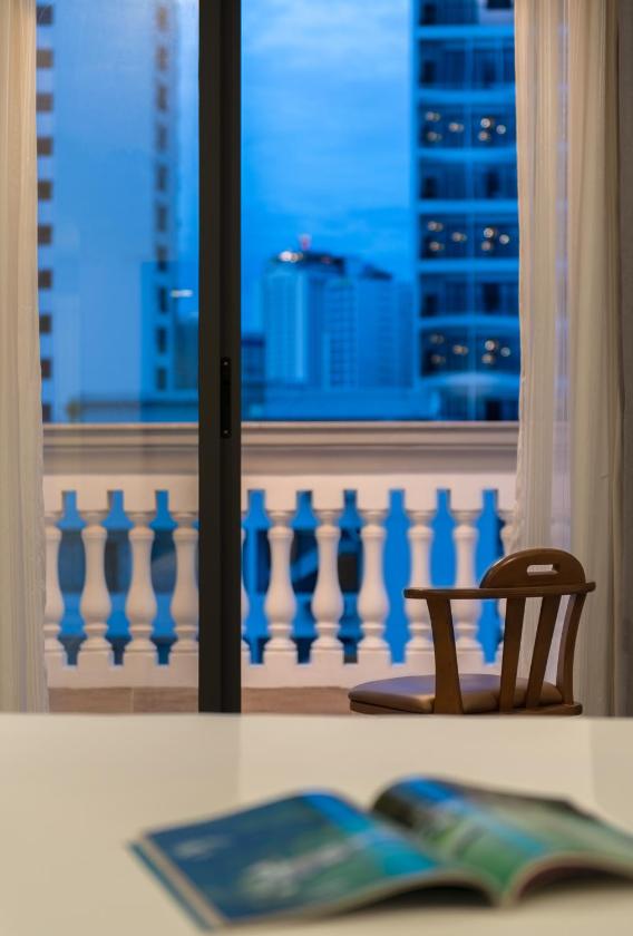 Executive King with Sea View Executive King with Sea View