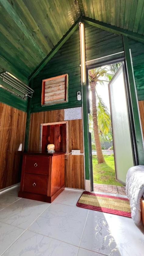 Bungalow Có Quạt Máy