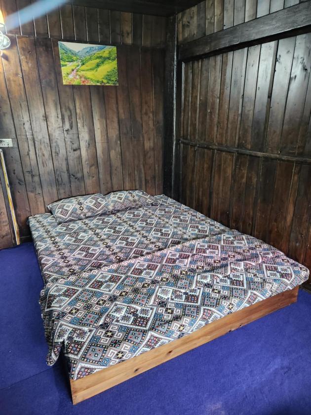 Phòng Giường Đôi Với Phòng Tắm Chung